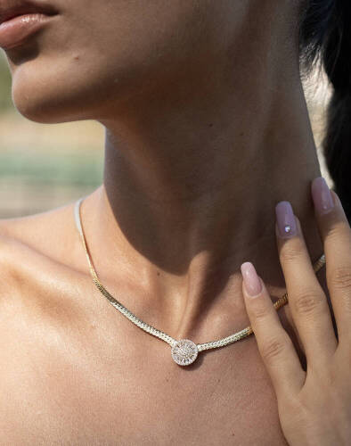 Daire Trapez Altın Kolye - 