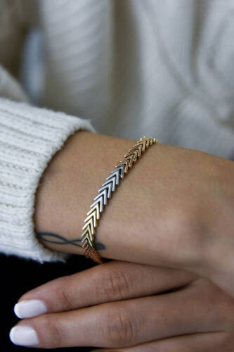 Kadın Altın Üç Renk V Bileklik - 