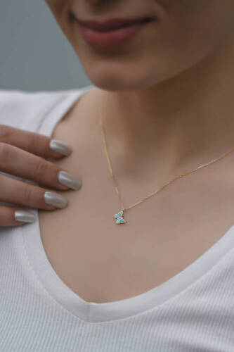 Mavi Mineli Altın Kelebek Kolye - 