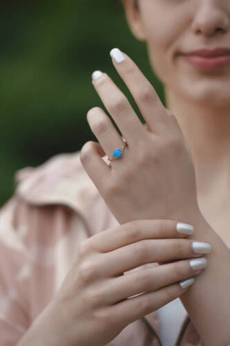 Mavi Opal Queen Altın Yüzük - 