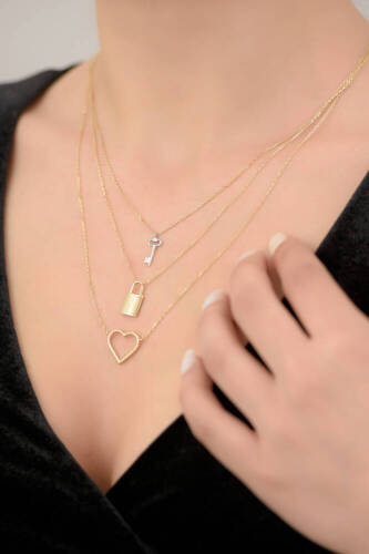 Üçlü Anahtar Kilit Ve Kalp Altın Kolye - 