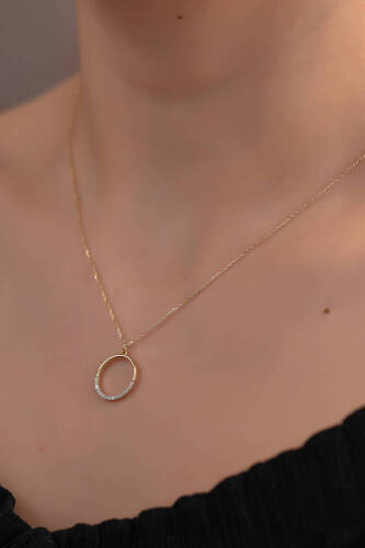 Yarım Taşlı Halka Kolye - 